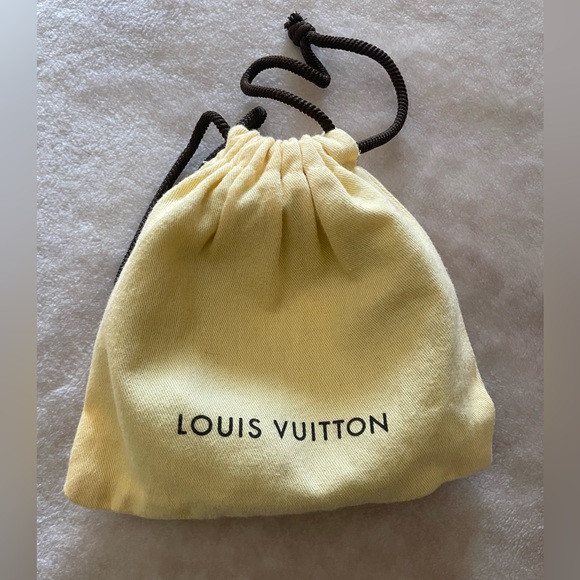 Louis Vuitton Belt - Picture 3 of 7